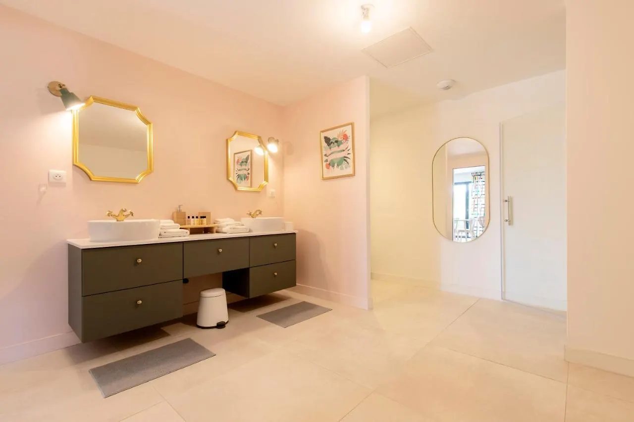 Coteaux En Vue Apartment Aureville